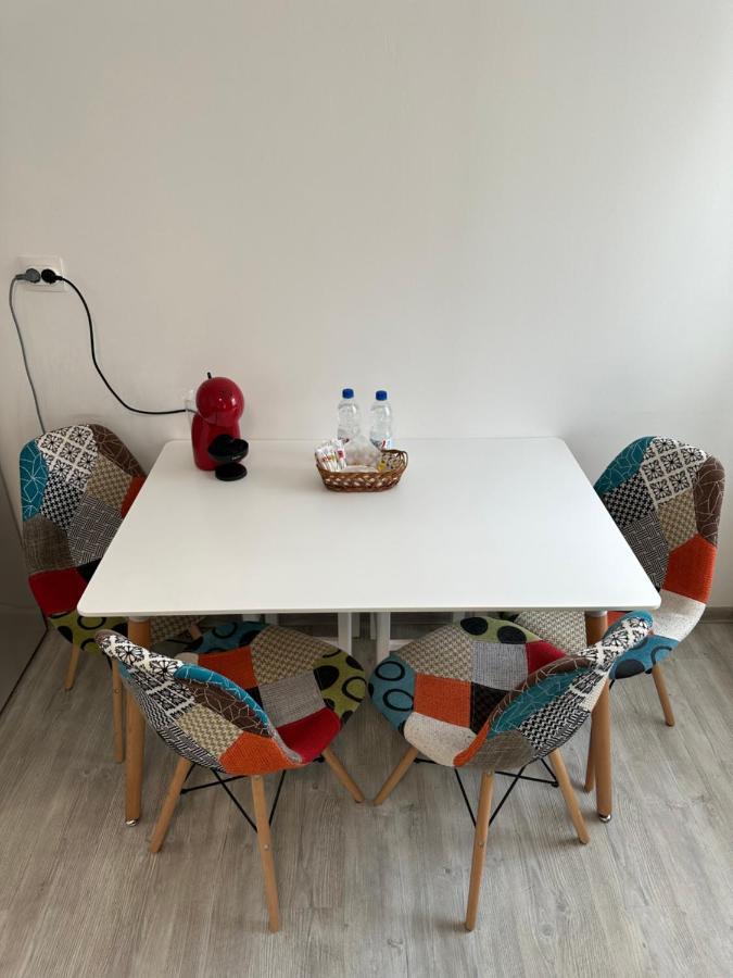 Nema S Apartment Brasov Luaran gambar