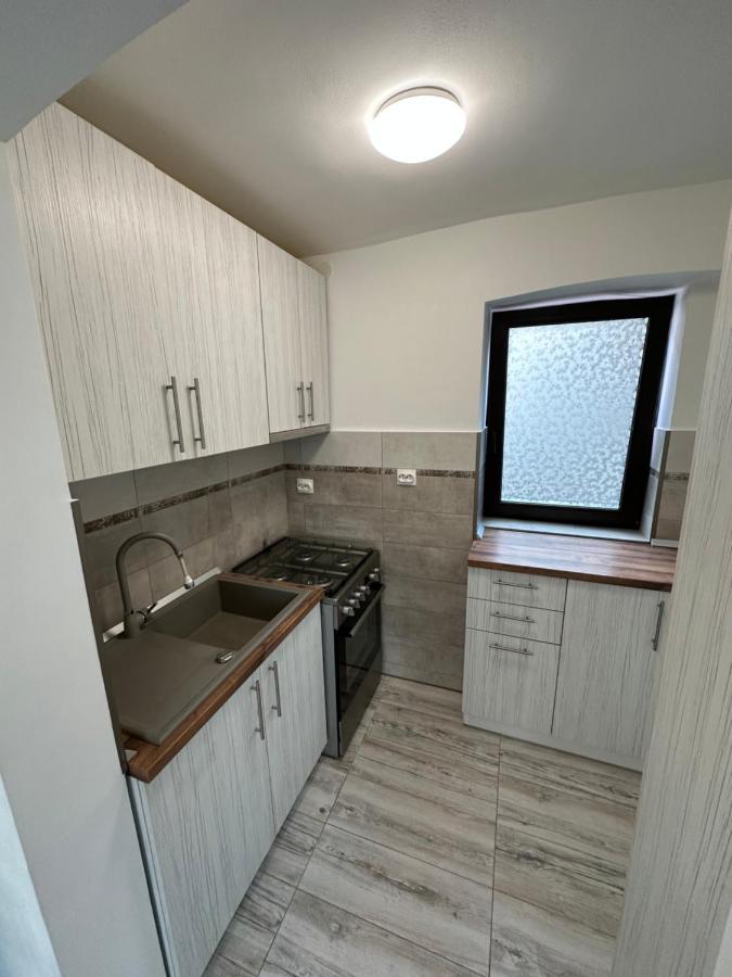 Nema S Apartment Brasov Luaran gambar